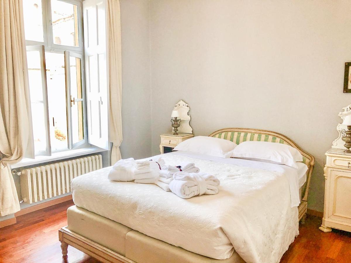 Bed and Breakfast Palazzo Sismonda Corneliano d'Alba Номер фото