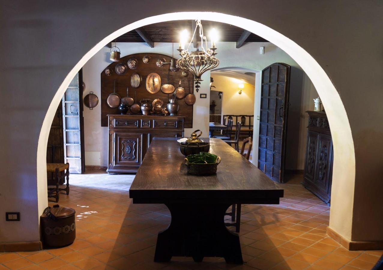 Bed and Breakfast Palazzo Sismonda Corneliano d'Alba Экстерьер фото